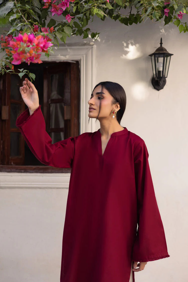 Playful Hearts – Solid Kurta with Printed Trousers