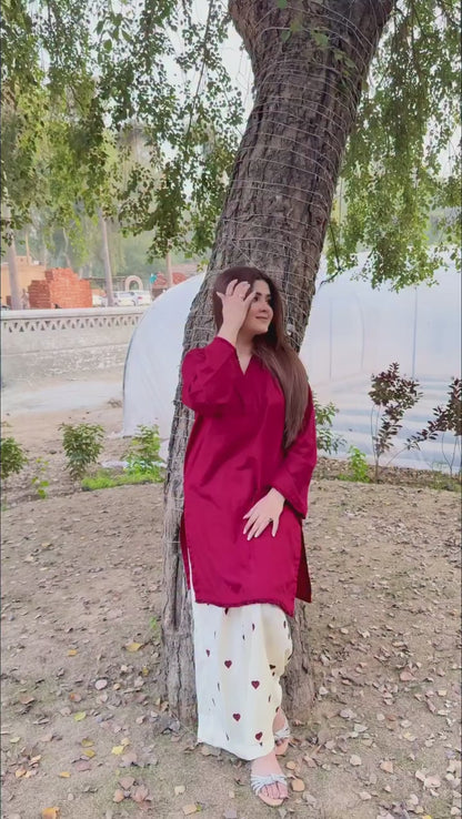 Playful Hearts – Solid Kurta with Printed Trousers