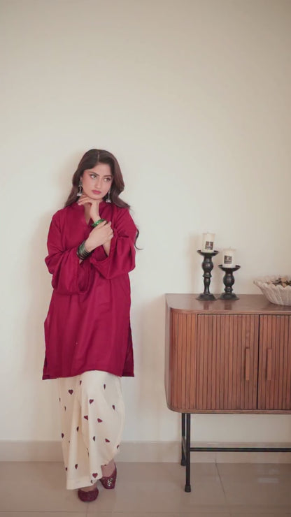 Playful Hearts – Solid Kurta with Printed Trousers