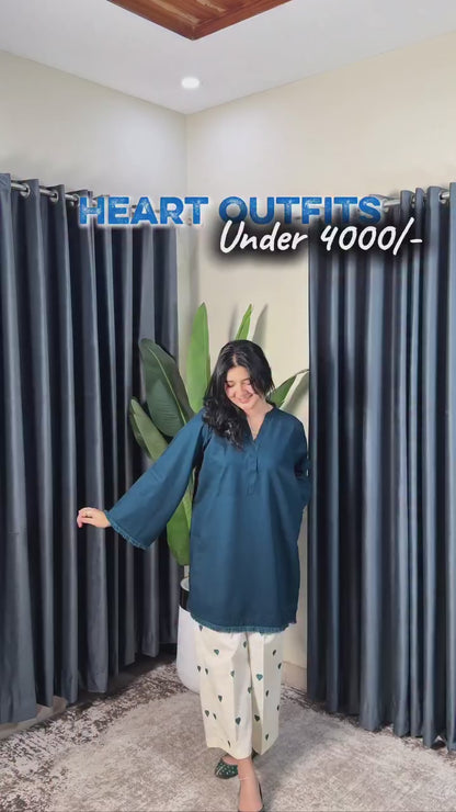 Playful Hearts – Solid Kurta with Printed Trousers